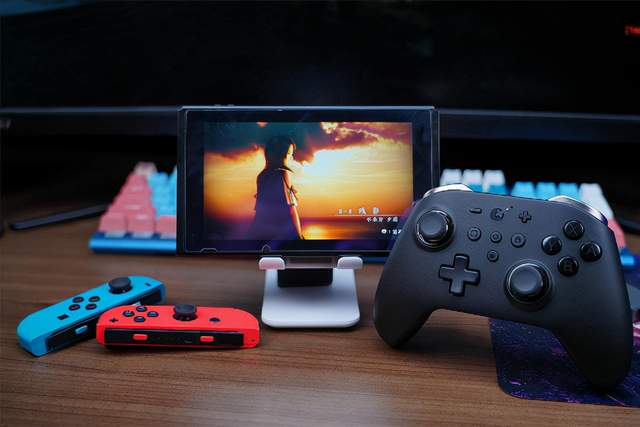 iqoo|完美解决任天堂手柄漂移问题,谷粒金刚2 PRO手柄值得你拥有