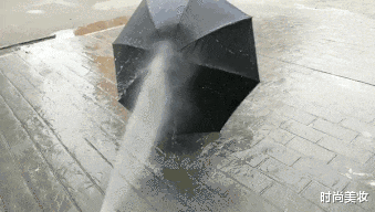 t恤|薇娅\懒人伞\一夜走红，40度出门不怕晒，网友：防晒霜可以扔了