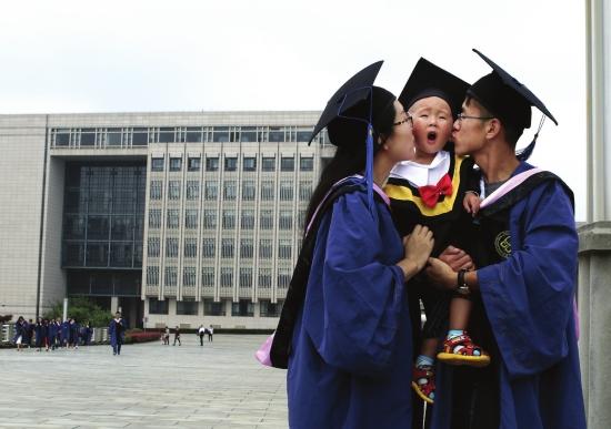 大学生|大学生“桃花运”最旺的十大职业，公务员难进前5，榜首受人偏爱