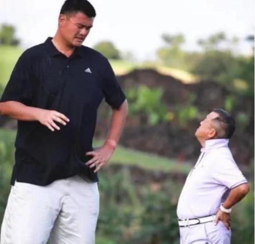 明星|明星合影照片,明星看了都感觉尴尬,你见过哪一张?