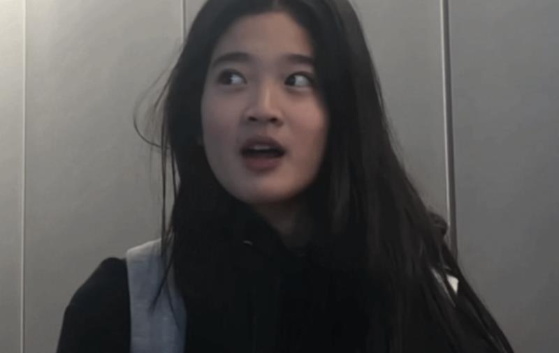 李在镕|李在镕的獨生愛女，穿10萬韓元外套，愛跳芭蕾的公主改用自家手機