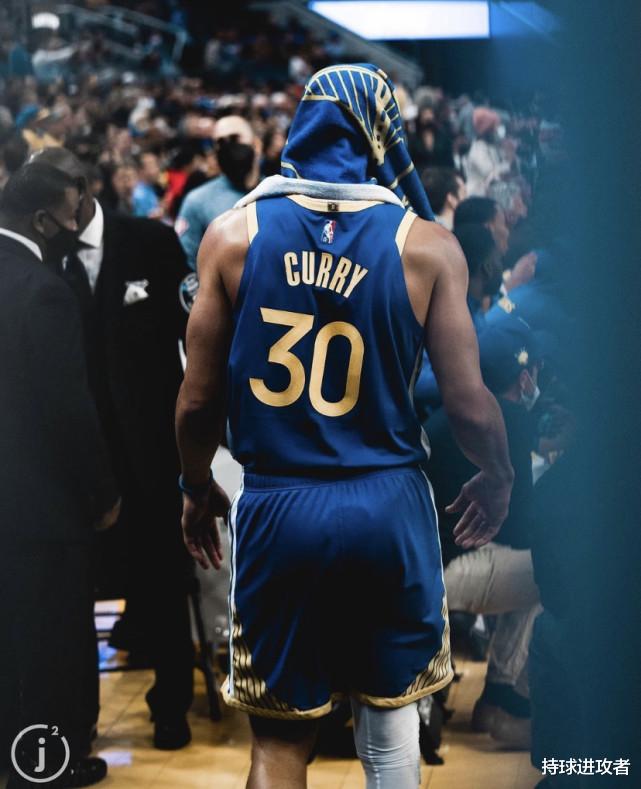 利物浦|不輪休的庫里有多猛？9記三分狂轟40+6，勇士總冠軍不是神話