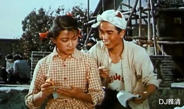 我们村里的年轻人|58年过去了，《我们村里的年轻人》演员再聚首，你还记得谁?