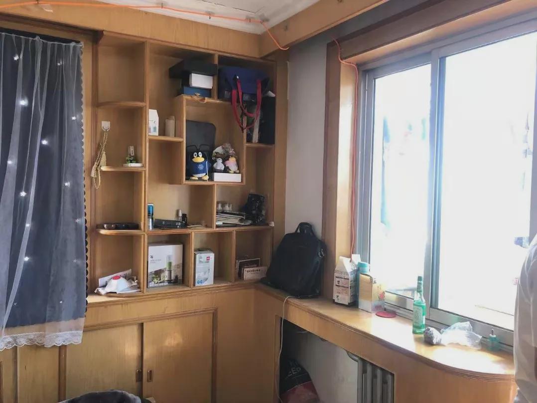 |套内46㎡老破小，面积虽然不大，却挤出两室一厅，不仅好看还省钱