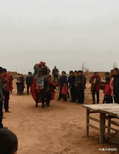 求职|“大学为什么不能把课排满，用两年学完四年的课，不就能早点找工作了嘛？”呵呵