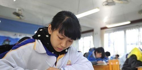 学霸|“学霸”并非天生，清北学生表示：父母职业决定孩子的起跑线