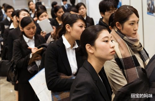00后|00后大学毕业生“群体隐身”,人才市场看不见身影,人都去哪里了