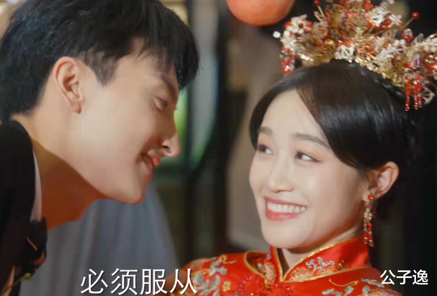 公子逸|《婆婆的镯子》：一袭华丽的旗袍，撕开婆婆的“隐痛”和“无知”