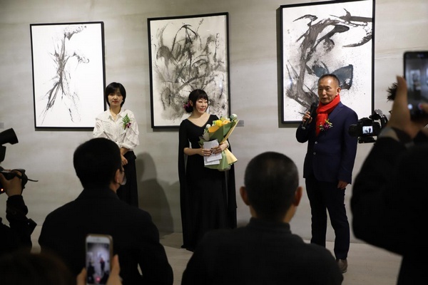开幕式|线与墨的大道至简与大美天成 恩脉最新个展在喜玛拉雅美术馆开幕