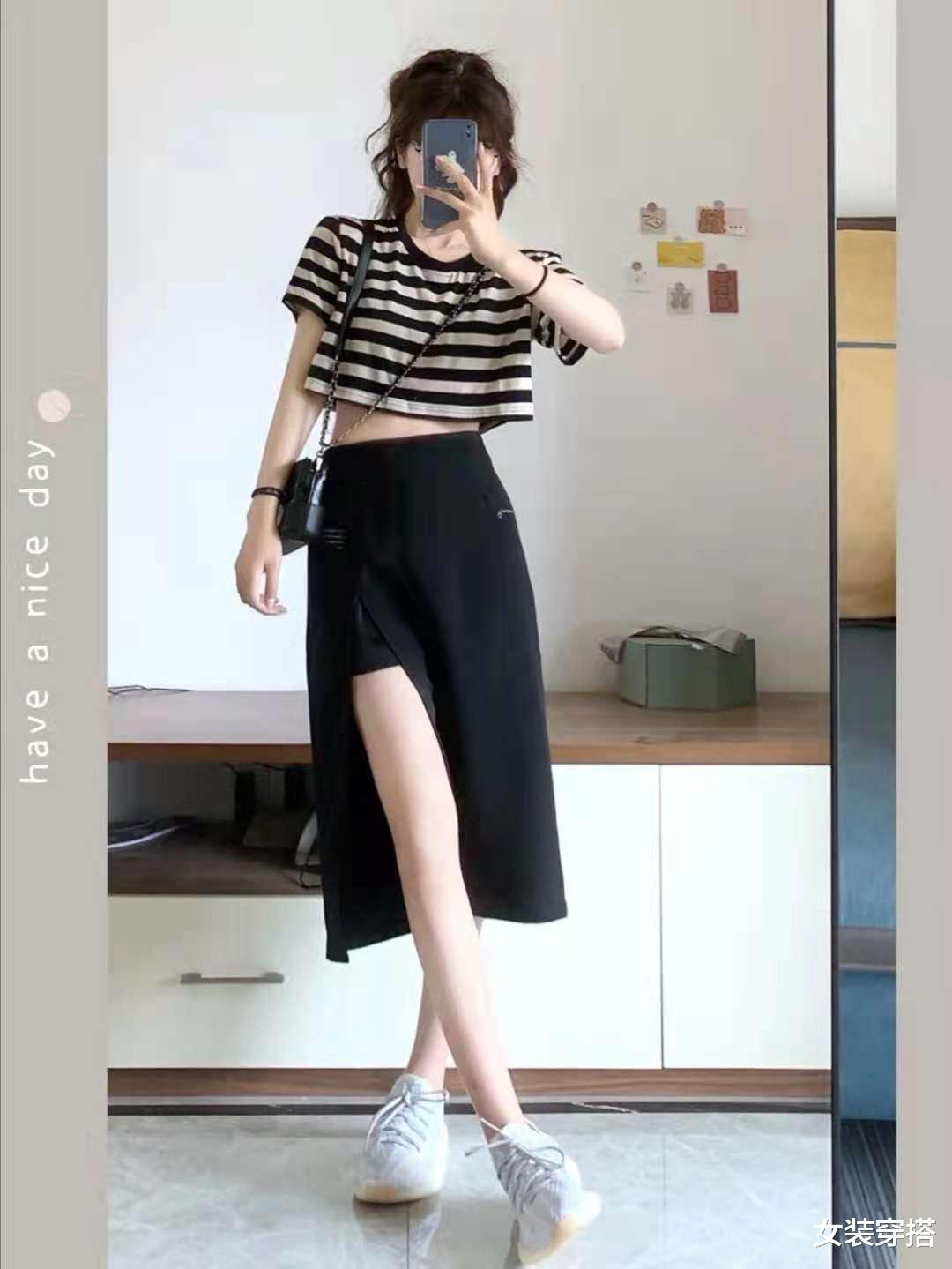 女装穿搭|条纹t恤搭配什么裙子好看