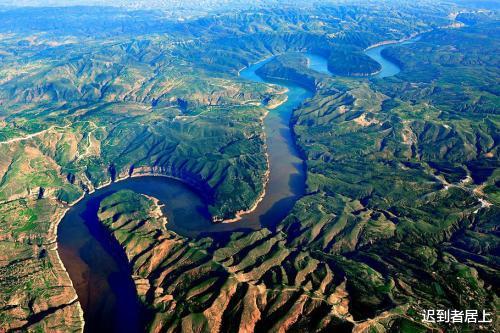 迟到者居上 黄河带给永和七个湾，乾坤湾是其一，还有罕见的地质奇观