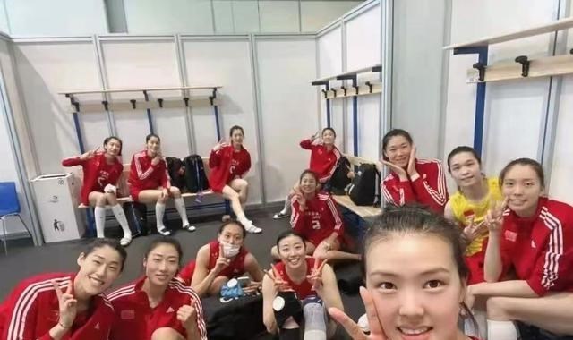 朱婷|大冷门!中国女排2比3输球,但郎平发现了除朱婷之外的最大底牌!
