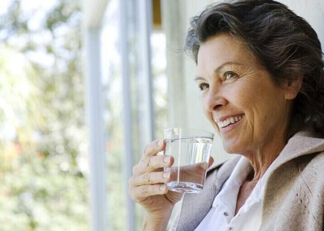 尿酸|3种“碱性食物”,或对排出尿酸有利,高尿酸患者要常吃