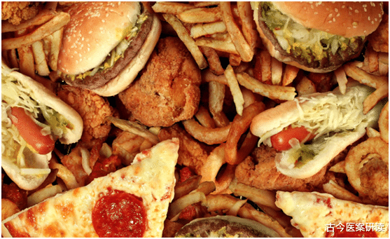 肝脏|吃一口等于8瓶酒，很多人戒不掉，医生怒斥：无知！都是自毁肝脏