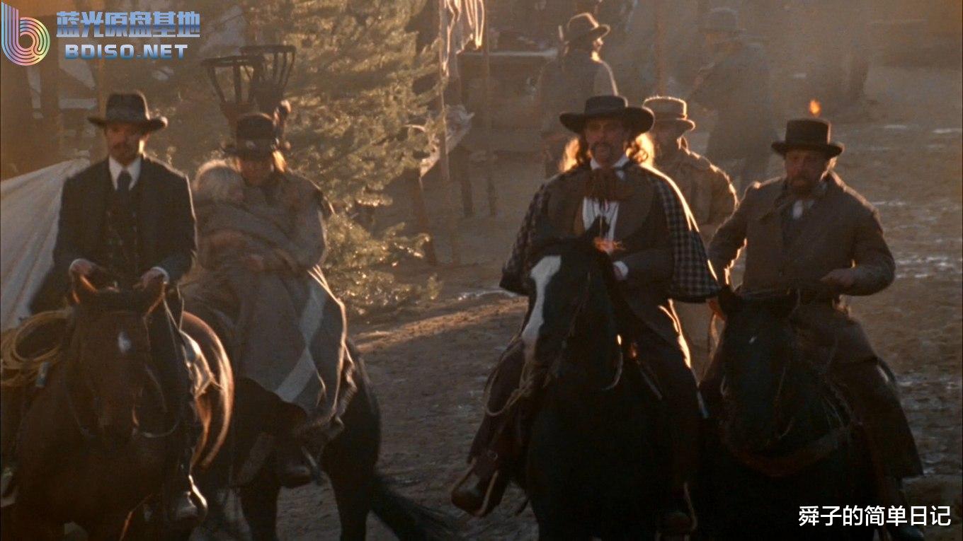 陈都灵|HBO巨制，一开场就是大场面，一场灭门惨案引出多少隐藏的黑暗