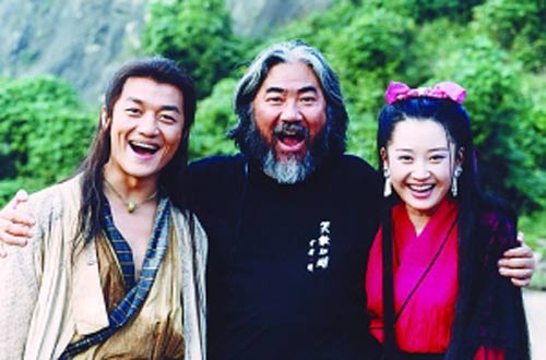 张若昀|他是张纪中钦点的令狐冲，片场让4个助理读剧本，张导赔百万怒换