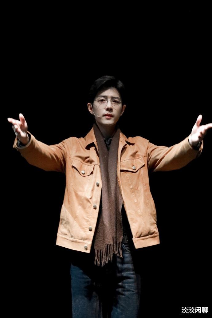 肖战|不小心！肖战又引风尚！微博之夜评选变数多，这个世界太奇妙！