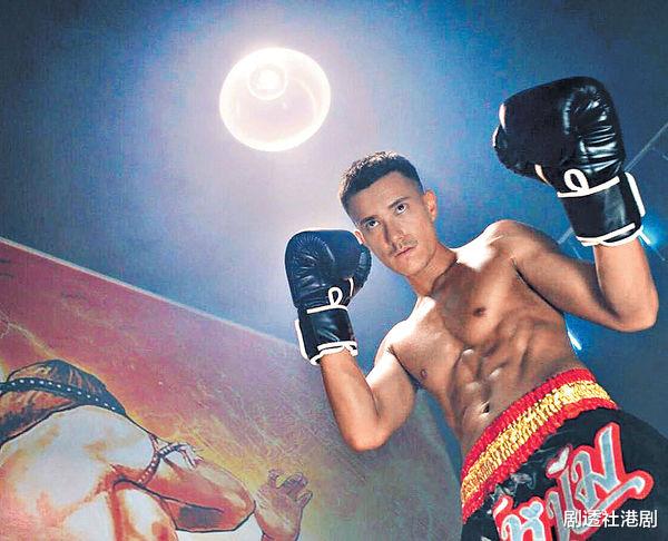 TVB|视小花女友为结婚对象！TVB混血小生公开秀爱：绝对是我的人生伴侣