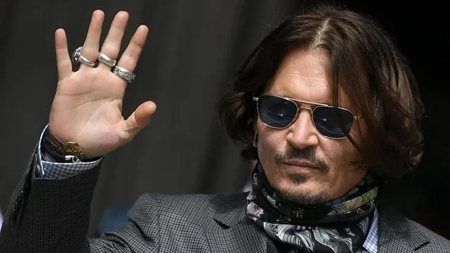 冻龄|还在叫她冻龄女神？生图太打脸了