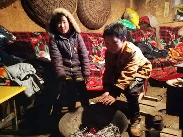 3年前每天走9公里山路上下学,满头冰碴子的王福满,现如今怎么样