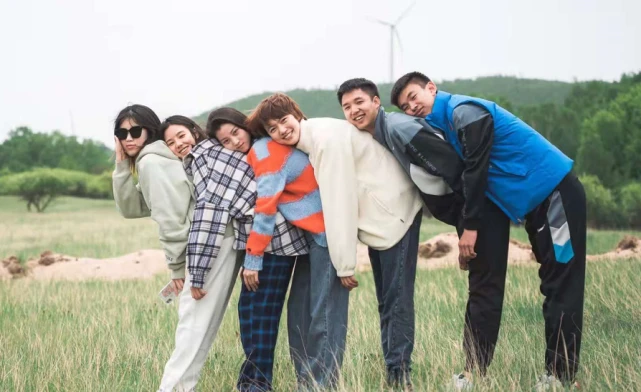 时尚风行派|双金冠军杨倩隔离闲不住!穿红T变健身教练上热搜,连线快本超牛