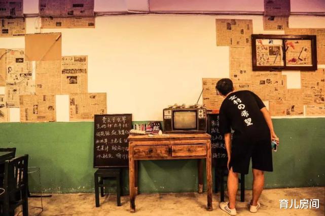 育儿房间 白岩松：80后成功避开了所有福利，唯独没有错过“计划生育”