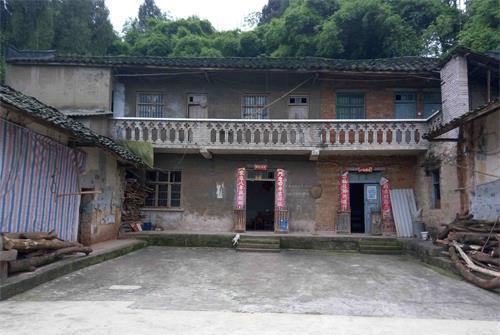 绝情种花 农村养老有多难？三个问题让人心酸，老农：这就是现实