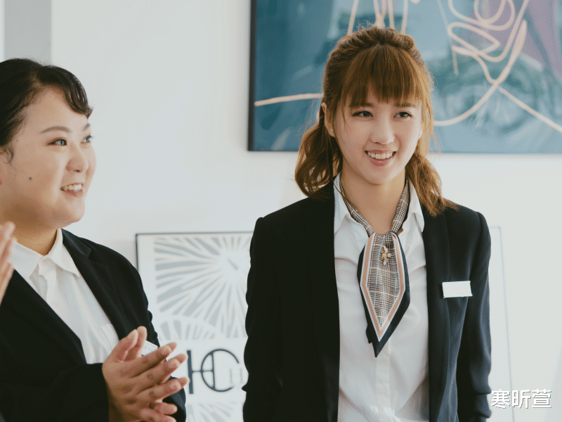 暖暖请多指教|《暖暖，请多指教》：人生道路千万条，找到自己热爱道路才最重要