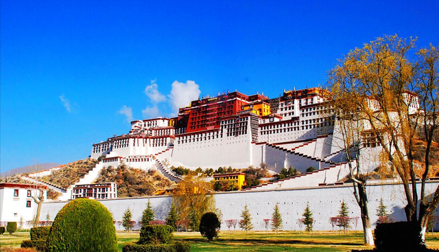 家中大小宝|世界上海拔最高的古代宫堡建筑群,5A级景区,还是人民币背面图案