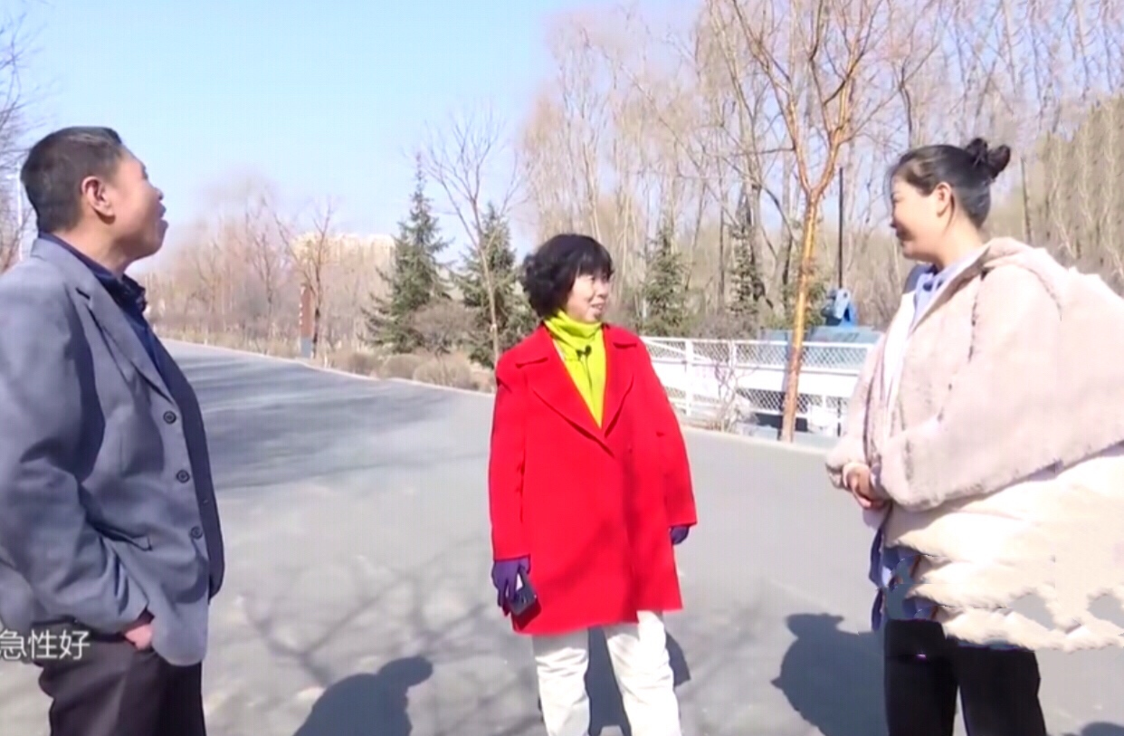 清白路人|老实大爷相亲，被大妈要彩礼和3金，网友：我也是女人我都看不惯