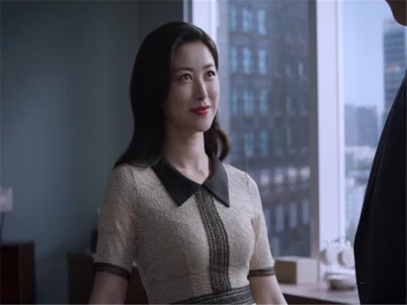 朱珠|演员朱珠官宣生娃，丈夫透露宝宝性别，梨涡同妈妈如同复制