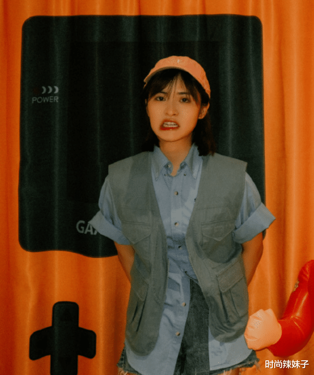 寸头|沈月终于减肥成功！粉嫩打扮完胜张子枫，不愧是“校花”人物