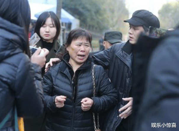 周深|曝林生斌母亲发声，求大家不要再攻击她儿子，能振作起来实属不易