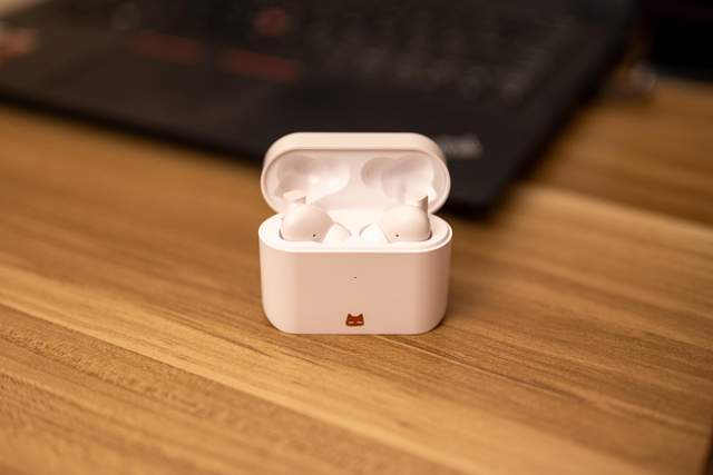 藍牙耳機|不僅高顏值，還有硬實力，水月雨貓餅藍牙耳機上手體驗