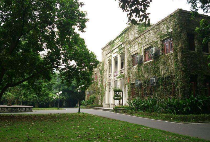 螺蛳粉|本科也有档次之分，最后一档找工作很难，你的学校排在第几档？