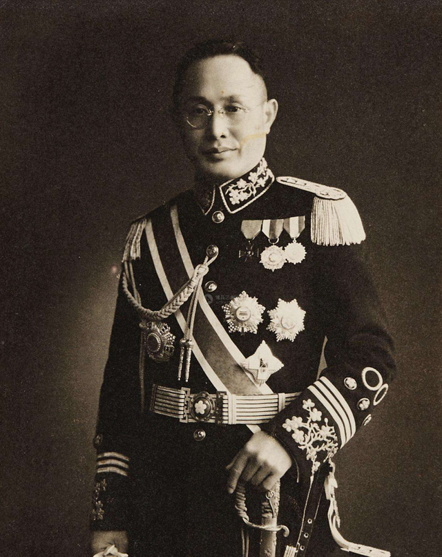 雍正|黄埔军校中,第一届领导班子都有谁?其中几个你肯定认识