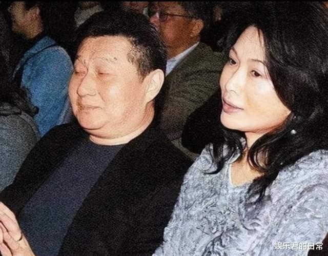 帅哥|豪门富商孙道存去世!一生风流娶小32岁妻,晚年癌病缠身饱受折磨