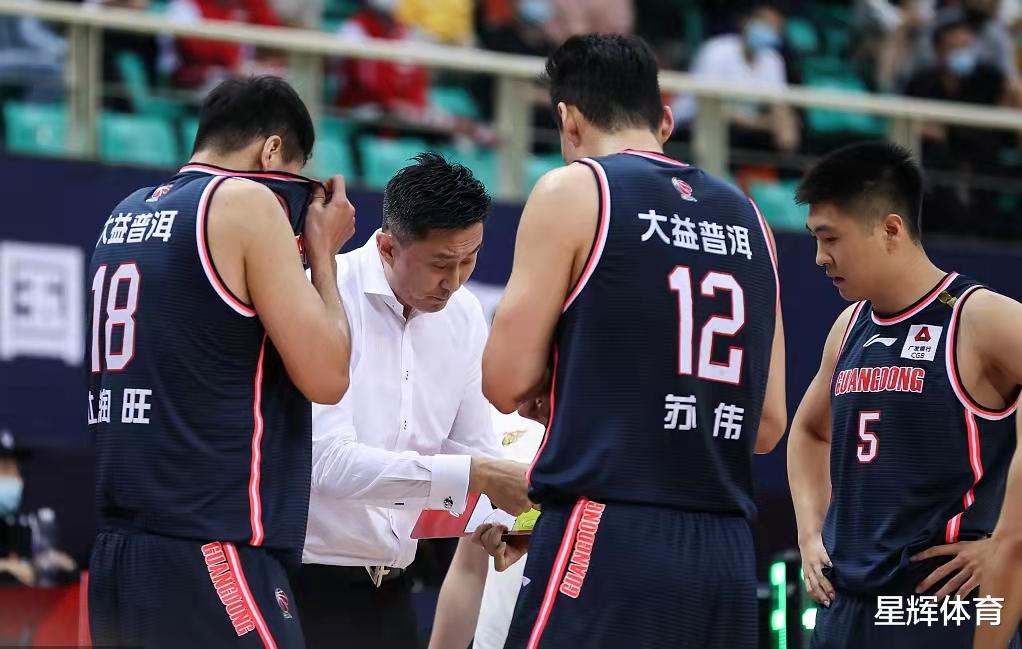 杜锋|宏远新消息！杜锋第二阶段重点培养两内线新星 阿联让路阿日牺牲大