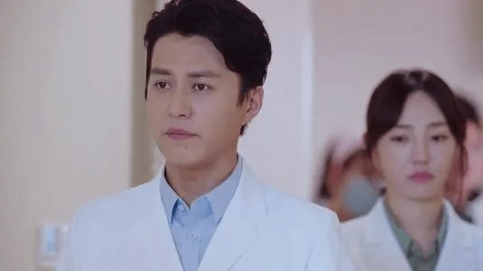 靳东|时隔4年，《人民的名义2》终于袭来，靳东联手闫妮收视“稳”了！