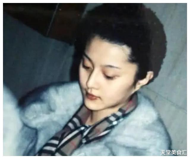 范冰冰|13岁范冰冰上初中第一天就被60个男生偷看，当天被封为“校花”！