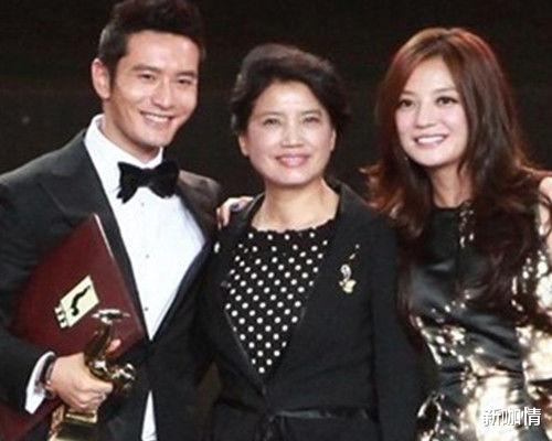 新咖情 一个深夜买醉，一个不见踪迹，赵薇夫妻就算没离婚也形同陌路了吧