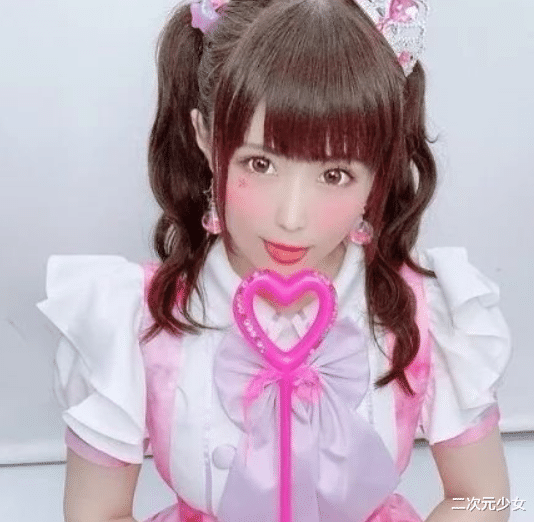 |岛国第一女仆kaori，年收入800万日元，“女仆”是怎样的职业？