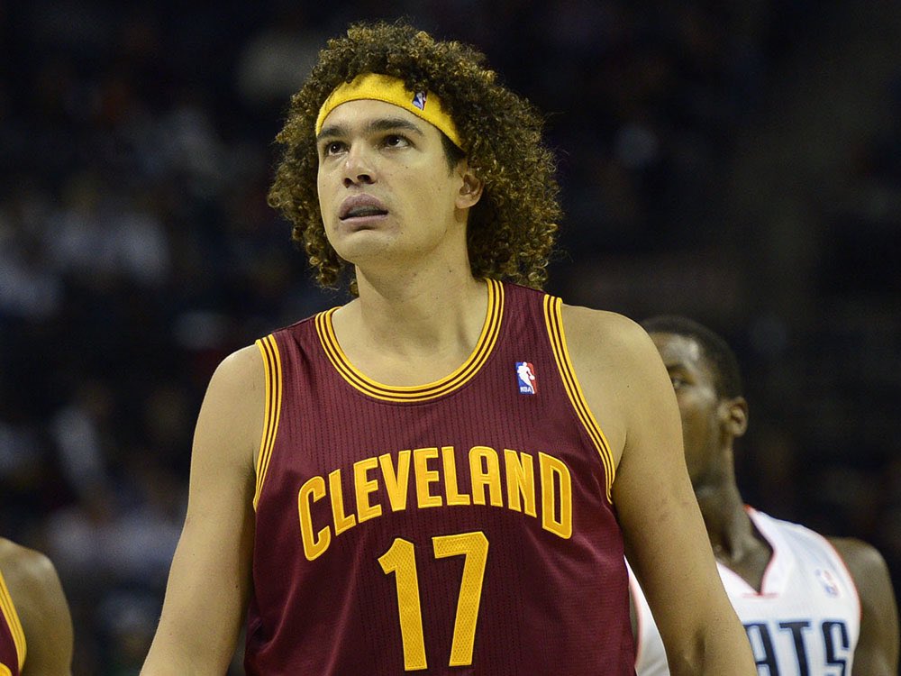 篮球宝贝|38岁老将重返NBA！签约骑士到赛季结束，名记：等不及詹姆斯回应