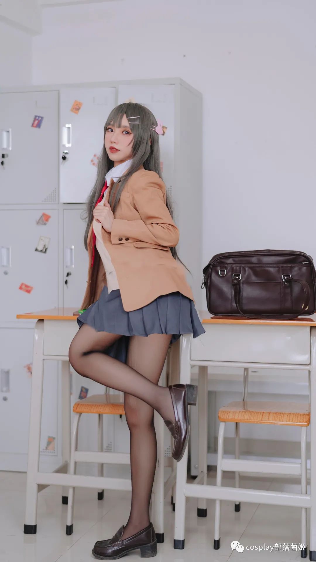 |cos：樱岛麻衣学姐cos正片@果咩酱，想接受什么惩罚