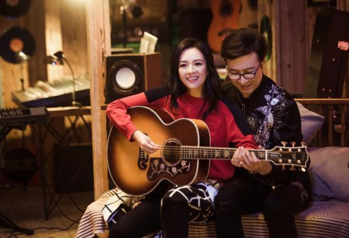 章子怡|章子怡首谈与汪峰的婚姻，节目中大方聊“同床”关系，值得学习