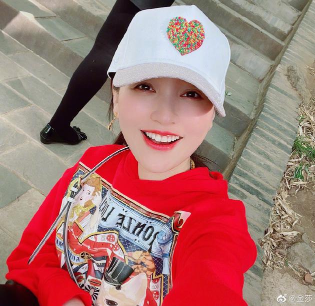 金莎|40岁金莎自曝被00后搭讪：努力一点可以生下你