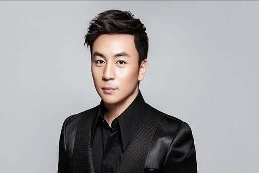 岳云鹏|释小龙隐藏了20年的身份，向华强都不敢惹，王宝强要行晚辈礼