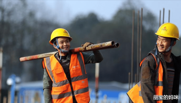 学霸|“虎父无犬子”有道理吗？父母是这几种职业，家里更容易出“学霸”