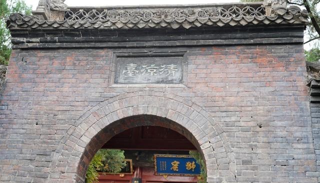 阿毛集结站 河南新晋的网红城市，藏着一座1900多年的古寺，可看到东汉的遗物