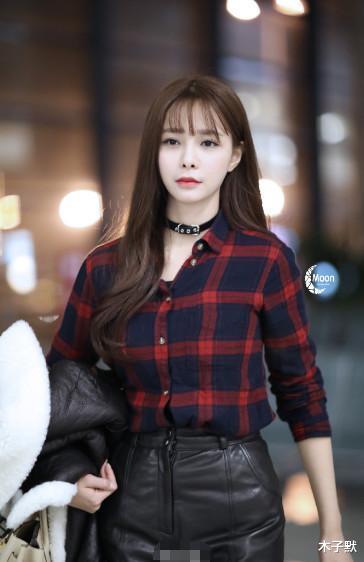 木子默 沈梦辰二手衬衫标价900元，比原价贵近三倍，是谁给她的底气？